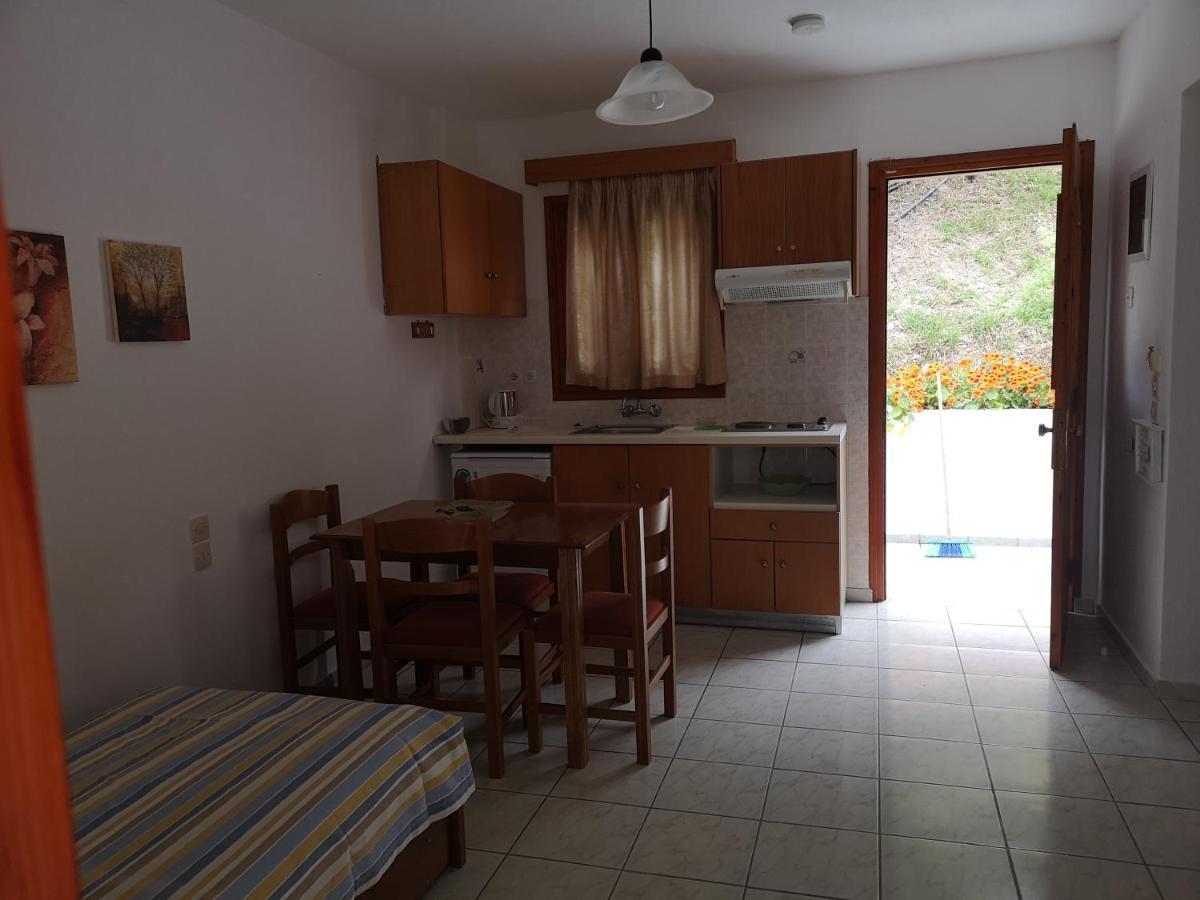 Drosia Apartments Platanias  Buitenkant foto